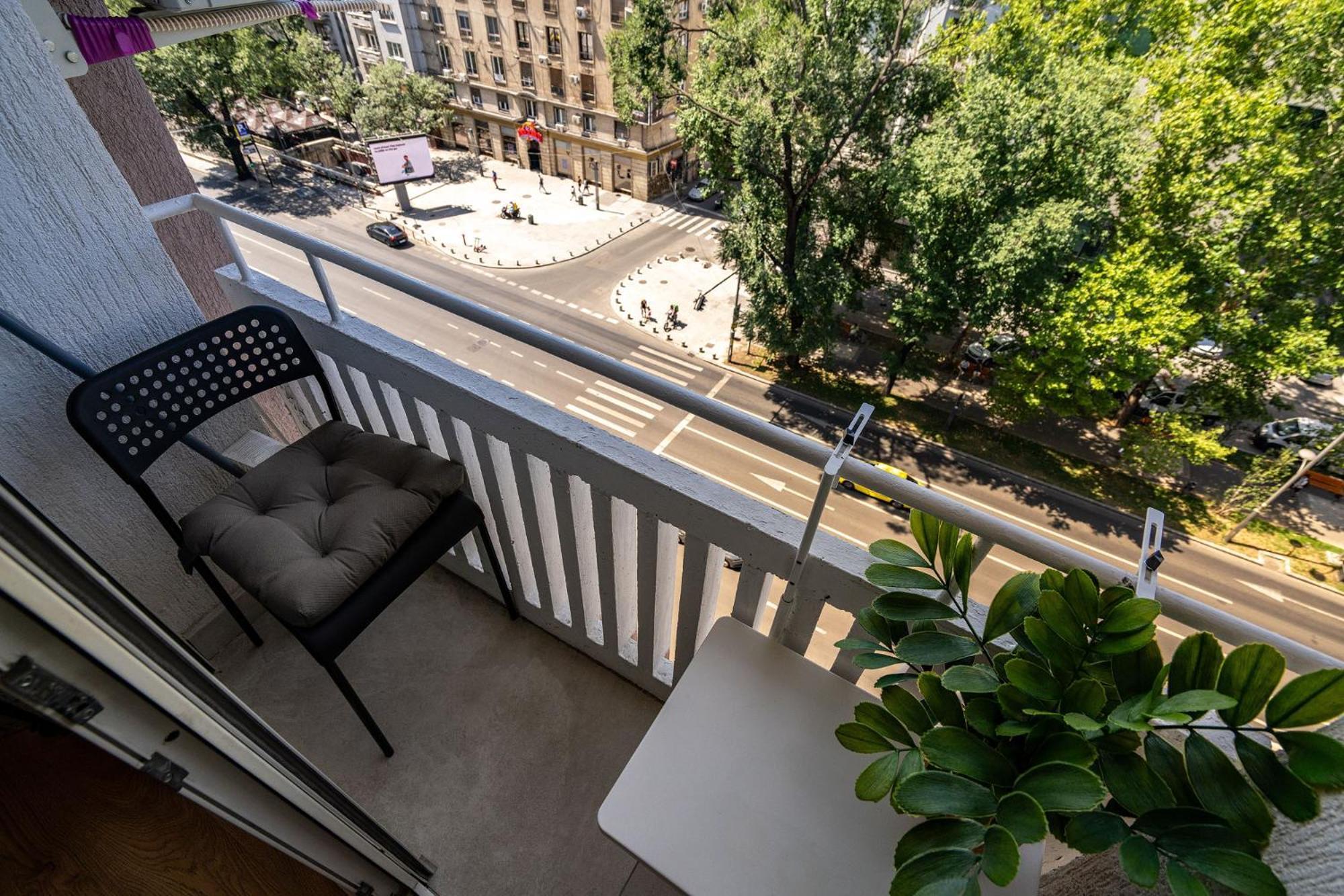 Romana Vibe Elegance In The Heart Of The City Bucharest Exterior photo